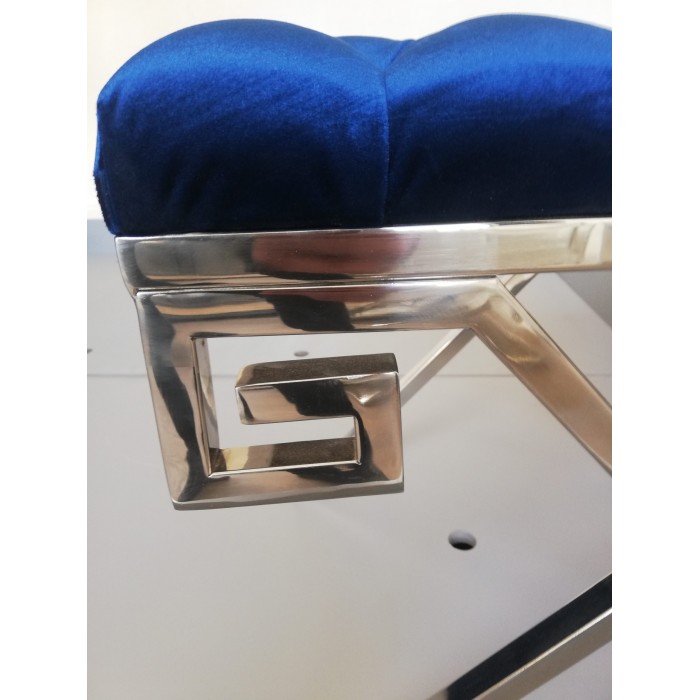 Bench-B4